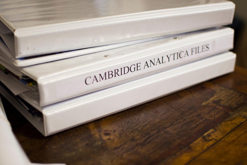 Il caso Cambridge Analytica e la difficile situazione di Facebook